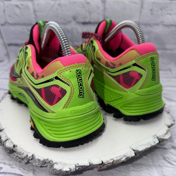Saucony Xodus 6.0 Vibram Trail Running Shoes Women's Size 8 Neon Sneakers - Picture 6 of 13